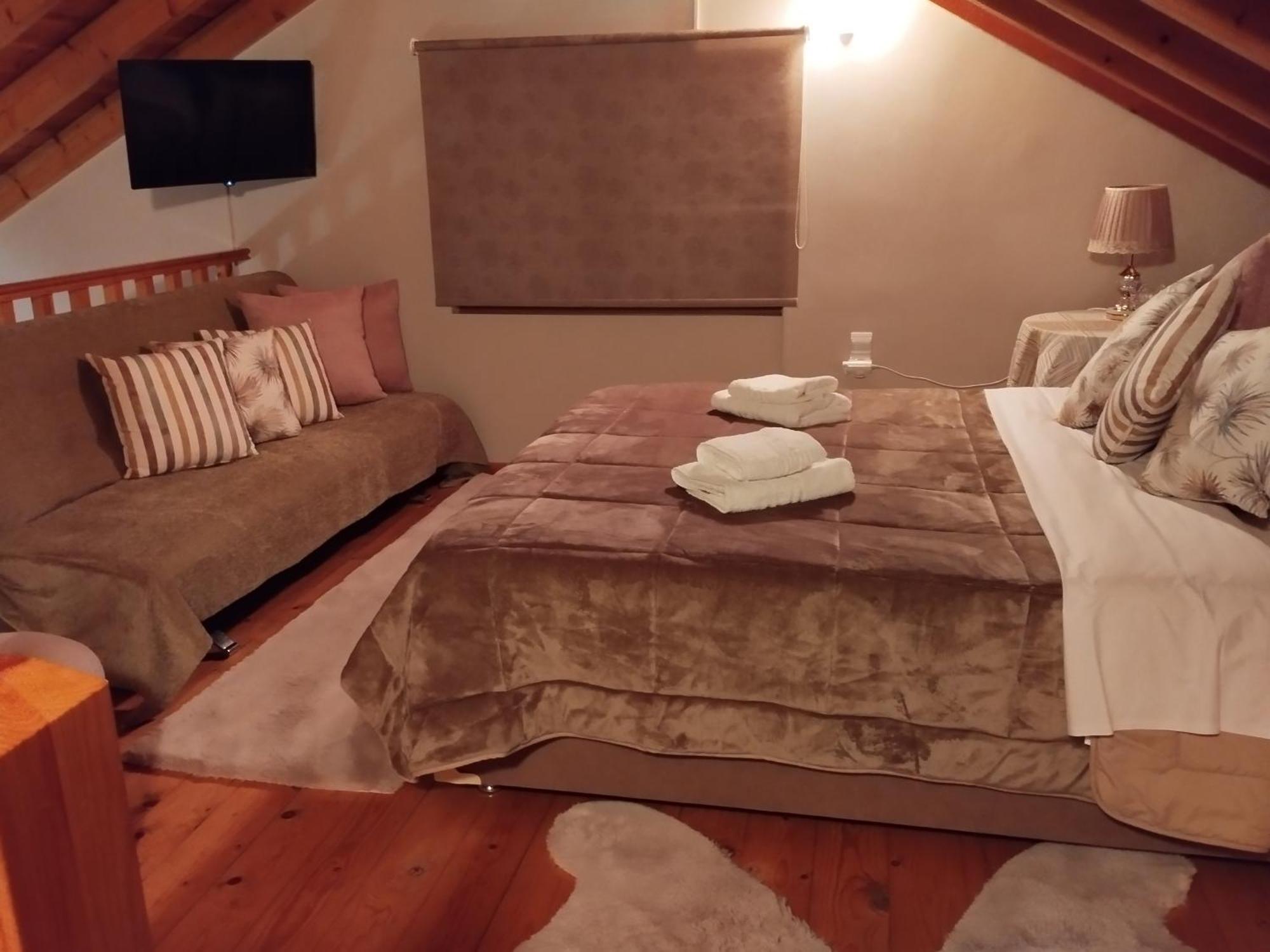 Luxury Villas Chrysa Private Pool & Spa Nafplion Rum bild