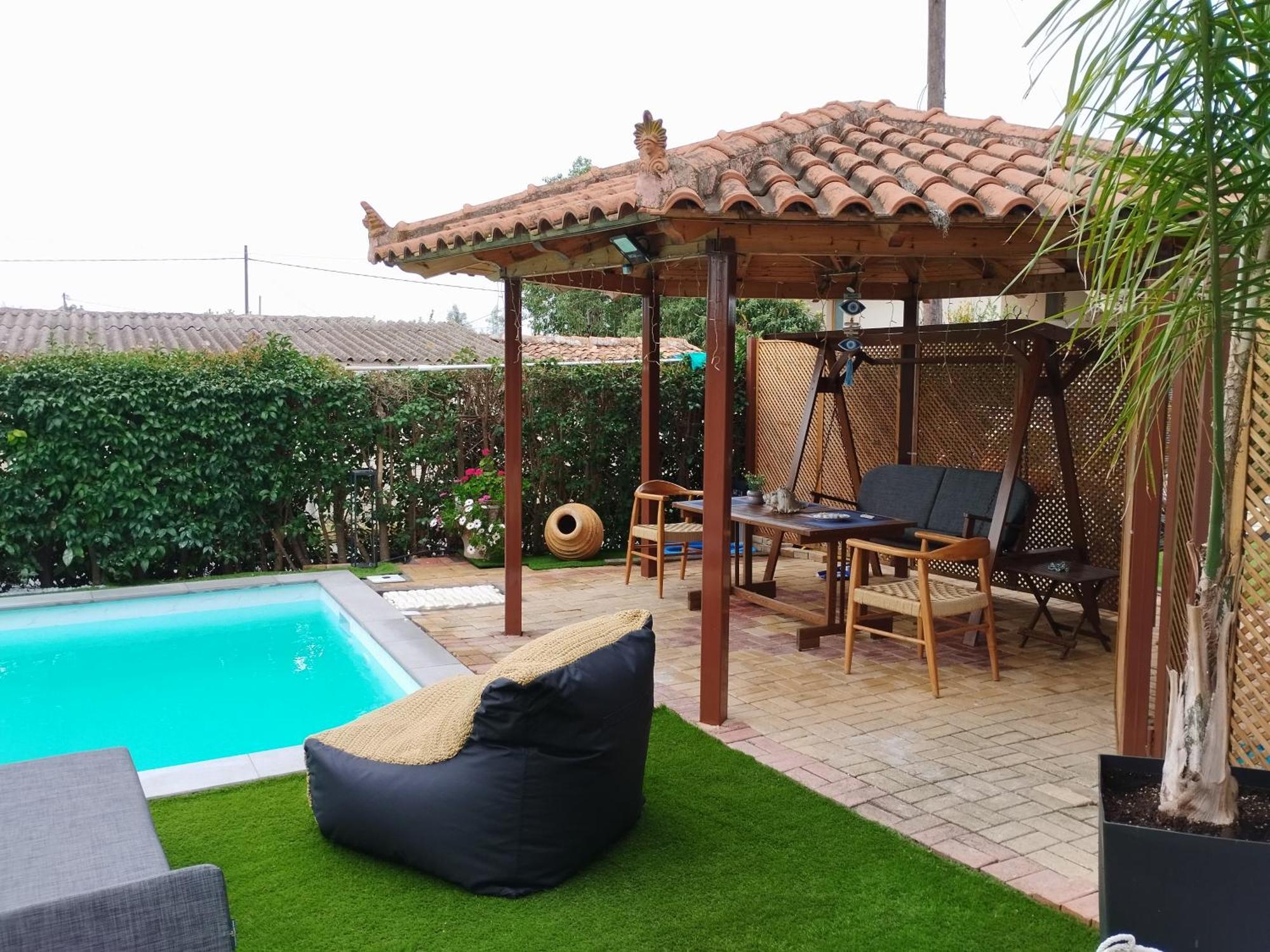 Luxury Villas Chrysa Private Pool & Spa Nafplion Rum bild